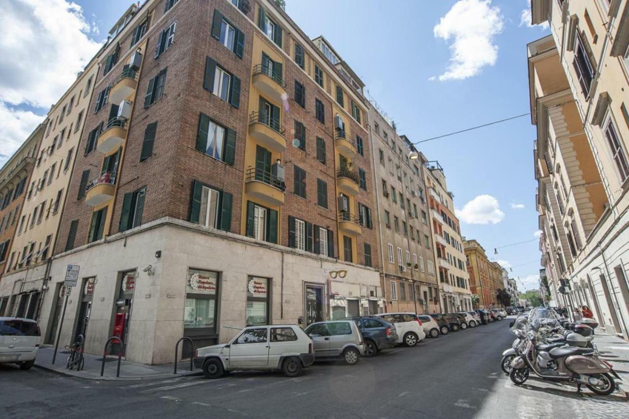 Appartamenti Con Vista Piazza Testaccio Rome Exterior photo